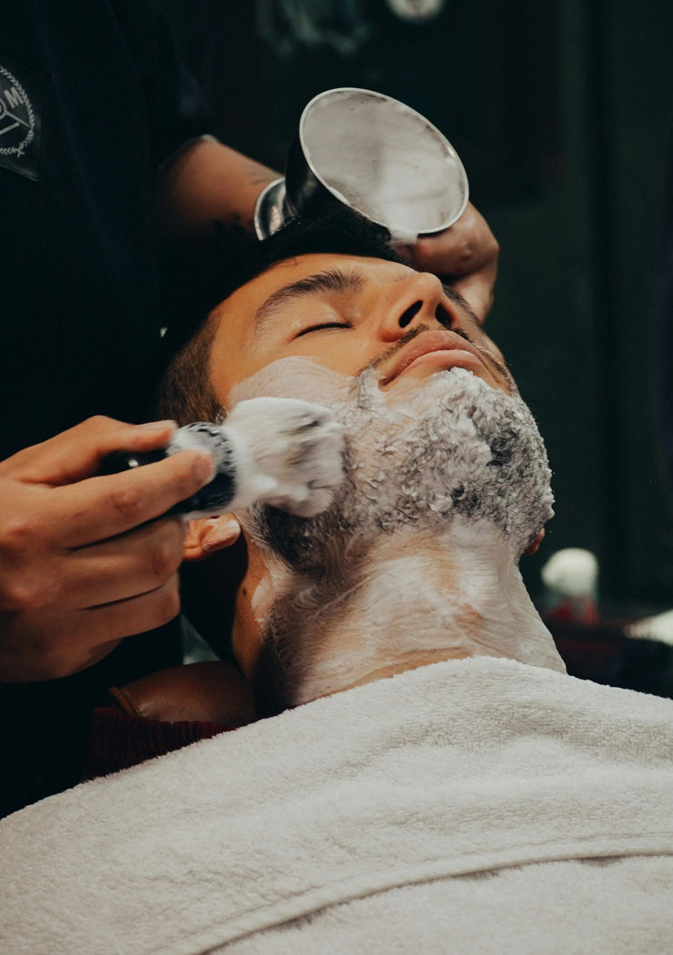 TOWEL SHAVES AT BEST BARBERS IN WANDSWORTH
